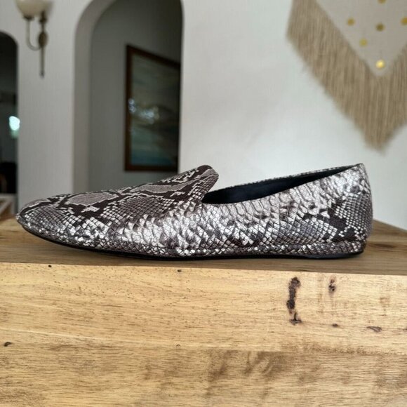 Vince Paz Venetian Grey Cream Genuine Snake Skin Leather Flat Loafers Size 8.5 - Picture 8 of 15